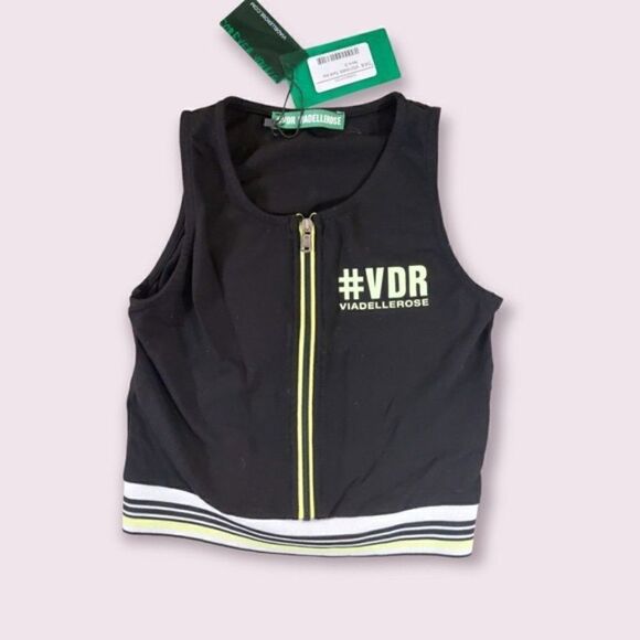 💝(3/$25) *nwt* VDR viadellerose athletic crop top - Picture 2 of 4